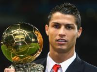 开云下载-数据爆炸之夜，本泽马式光芒照亮那不勒斯与多特蒙德的战术迷宫