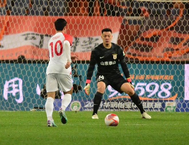 山东鲁能主场惨败,三连败梦碎争冠希望的简单介绍 山东鲁能主场惨败,三连败梦碎争冠希望的简单介绍