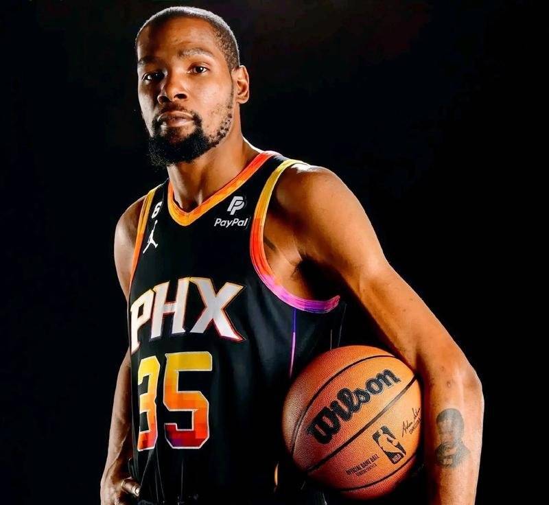 爵士绝地反击雄鹿B队,杜兰特高光表现的简单介绍 爵士绝地反击雄鹿B队,杜兰特高光表现的简单介绍