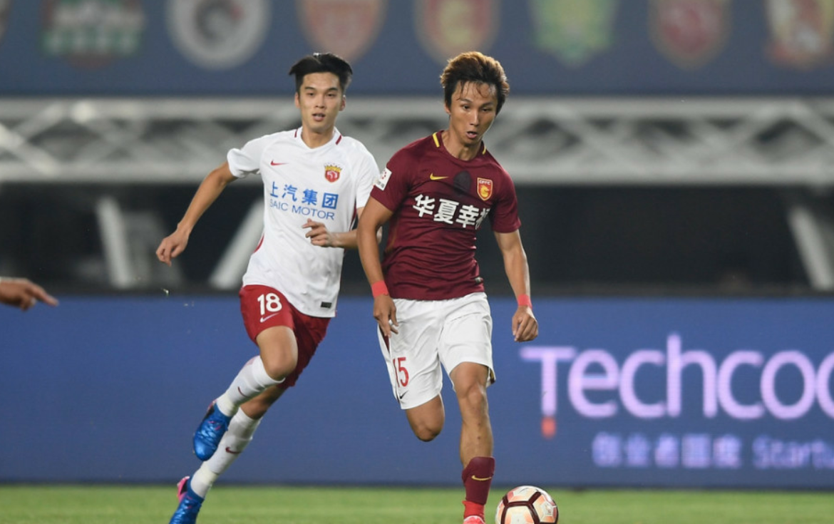 巴伦西亚签约阿根廷中场，增强中场实力！