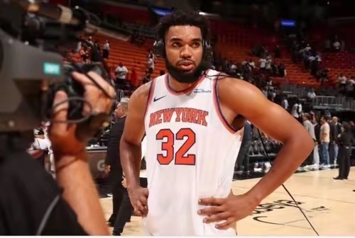 包含尼克斯连败成悬念，不敌骑士难言惨败的词条