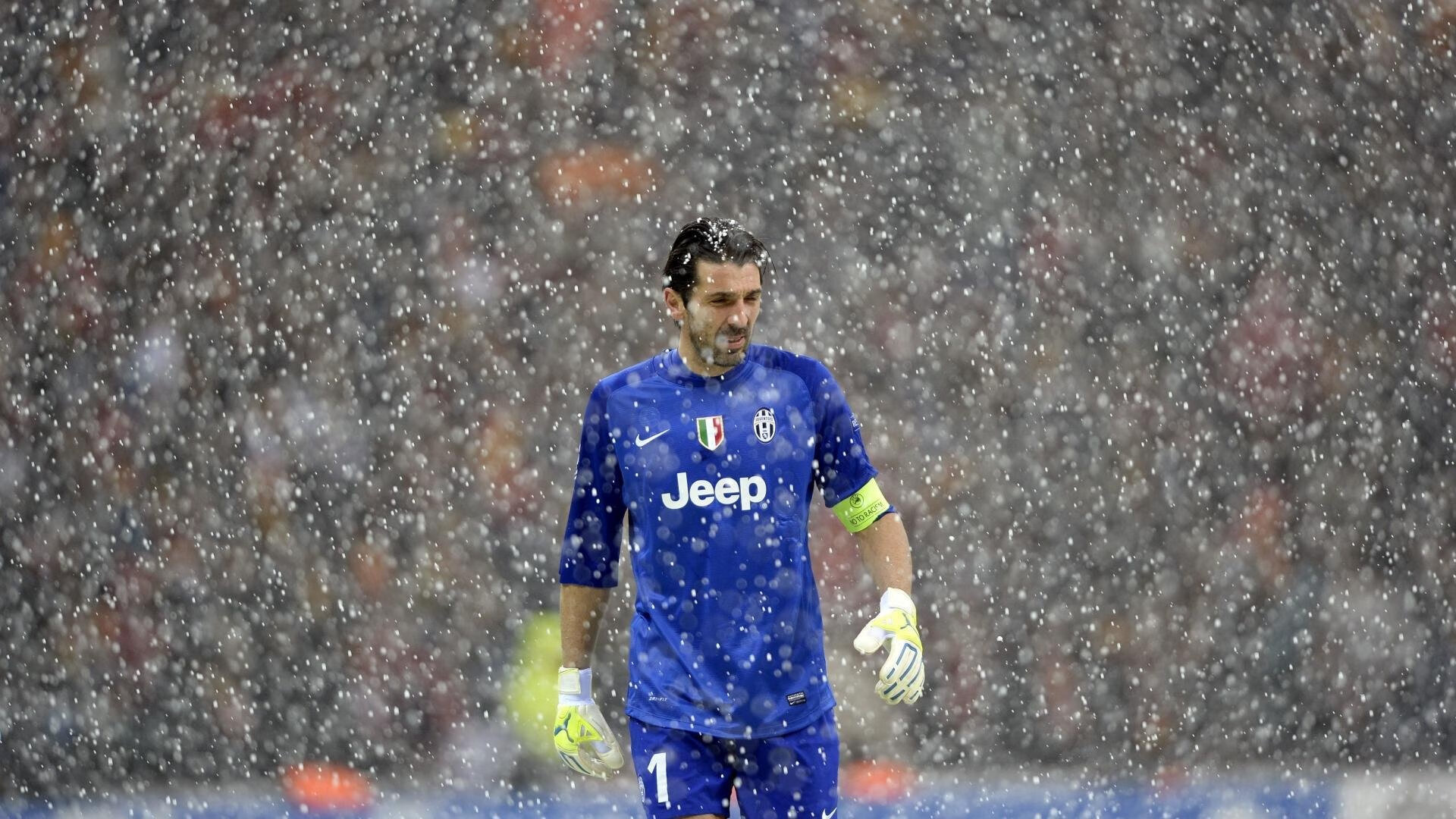 绿茵场外的欧冠淘汰赛，森林狼轻取魔术，团队篮球的胜利方程式